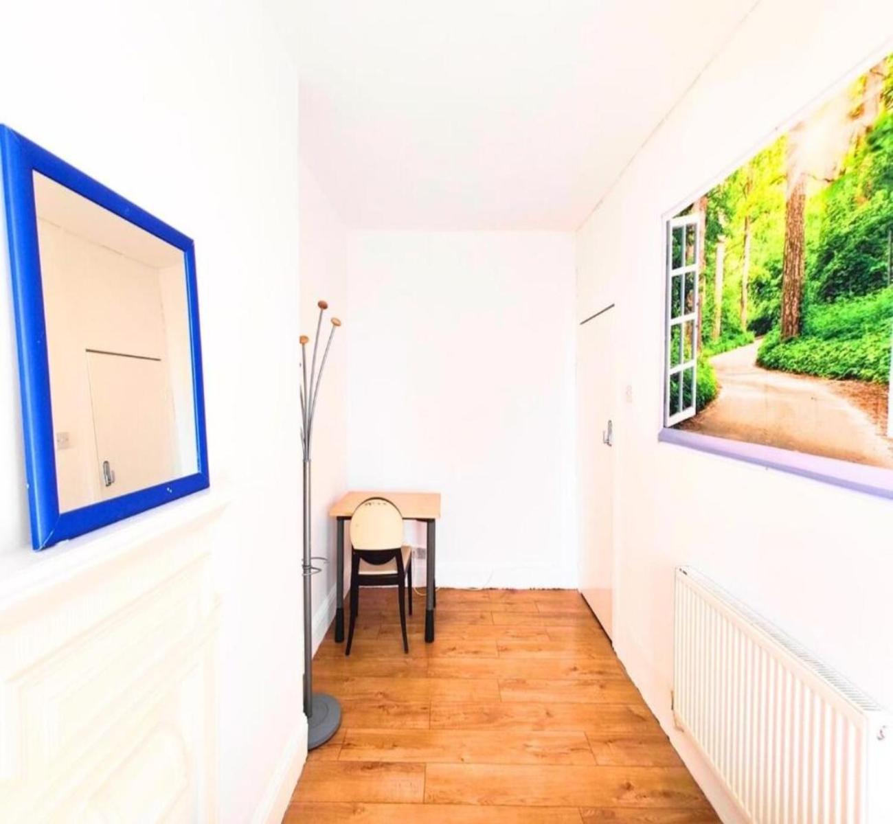 R10 Stylish Double, Prime Spot Appartement